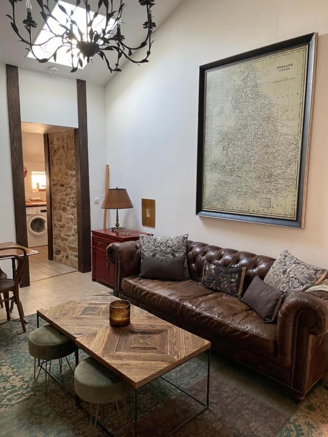 Maison Hirondelles Gites Mezieres-sur-Issoire Экстерьер фото