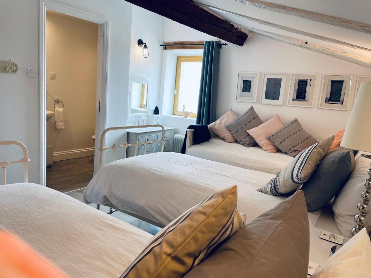 Maison Hirondelles Gites Mezieres-sur-Issoire Экстерьер фото
